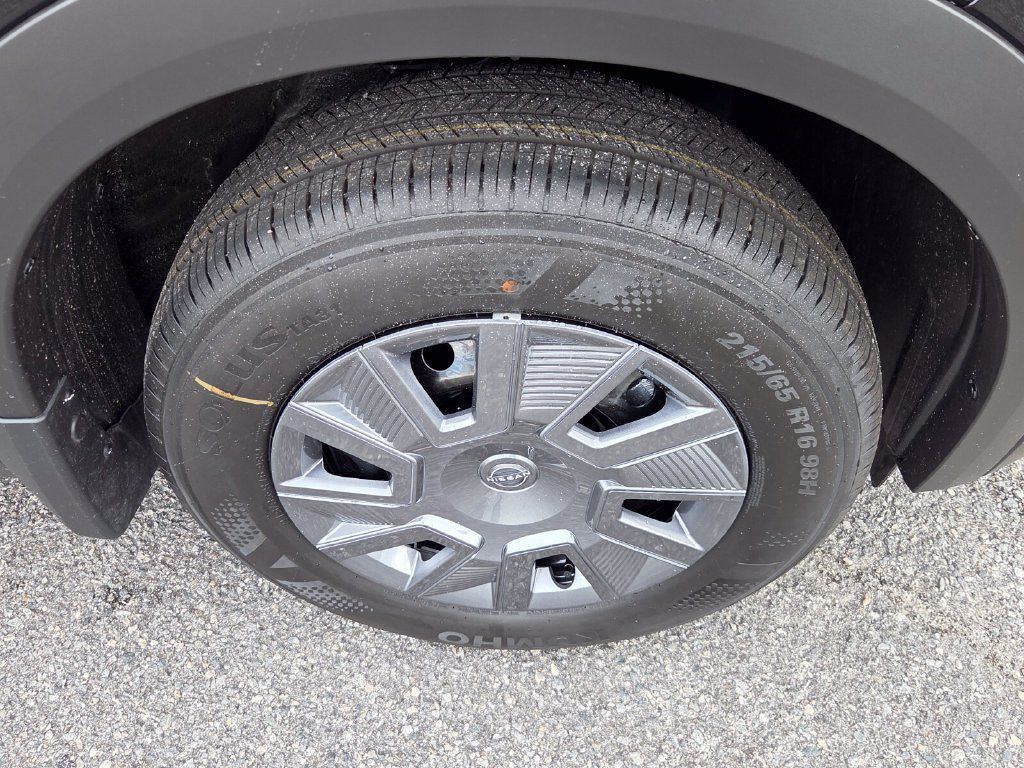 New 2027 Nissan Kicks S FWD image 16