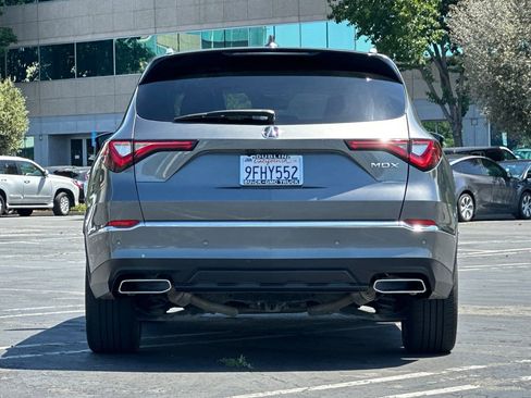 Used 2023 Acura MDX SH-AWD w/ Advance Package image 5