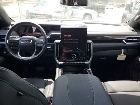 New 2026 GMC Yukon XL Elevation image 12