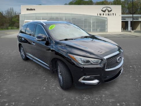 Used 2020 INFINITI QX60 Luxe w/ Essential Package FWD image 2