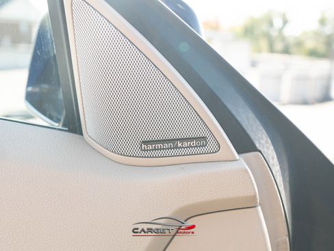 Used 2011 Mercedes-Benz E 350 Cabriolet image 36