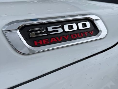 Used 2024 RAM 2500 Big Horn AWD/4WD image 11