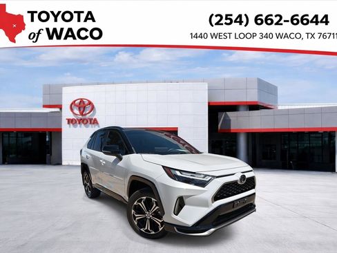 Used 2025 Toyota RAV4 XSE AWD/4WD image 1