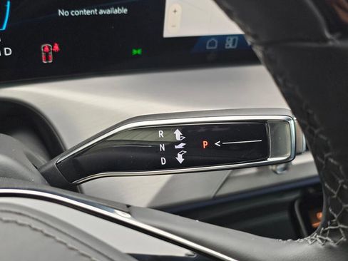 New 2026 Cadillac Vistiq Premium Luxury image 40