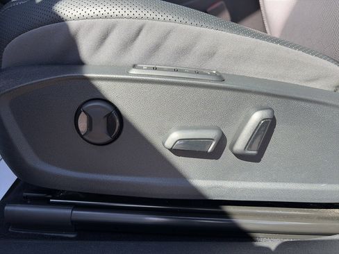 Certified 2024 Volkswagen ID.4 Pro S AWD/4WD image 9