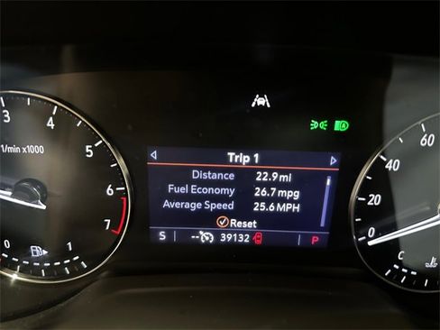 Used 2023 Buick Envision Preferred image 22