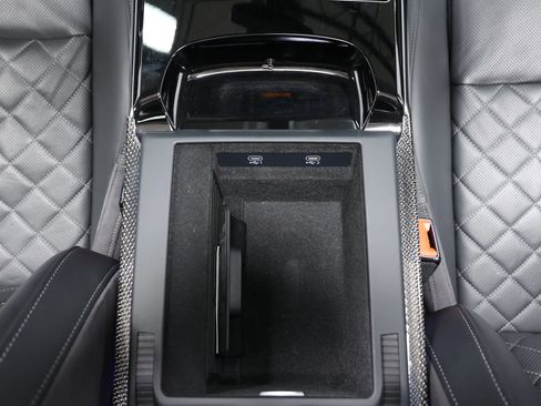 Used 2023 Audi S8 w/ S8 Comfort Plus Package AWD/4WD image 42