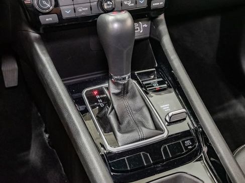 Certified 2025 Jeep Compass Limited AWD/4WD image 23