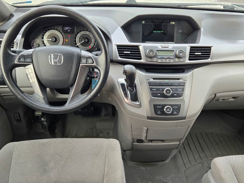 Used 2014 Honda Odyssey LX image 21