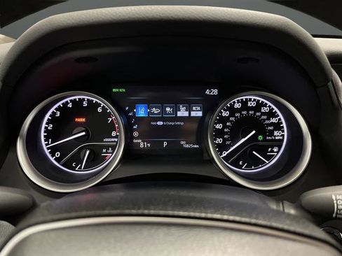 Used 2023 Toyota Camry XLE image 17