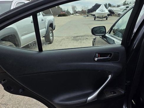 Used 2011 Lexus IS 250 Base AWD 4dr Sedan w/ Premium Pkg Value Edition image 16