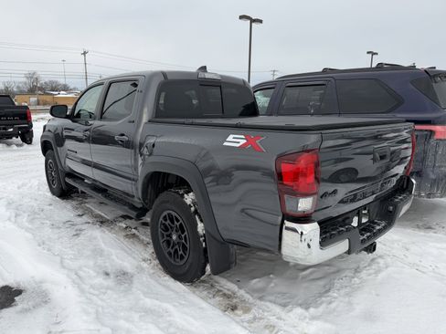 Used 2023 Toyota Tacoma SR5 w/ SX Package image 5