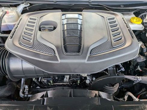 Used 2024 Jeep Wagoneer Series II w/ Flexible Seating Group image 32