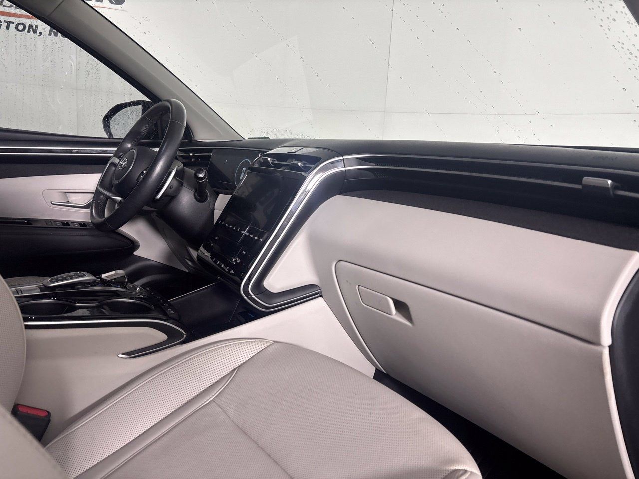 Used 2023 Hyundai Tucson Limited w/ Winter Package FWD image 34