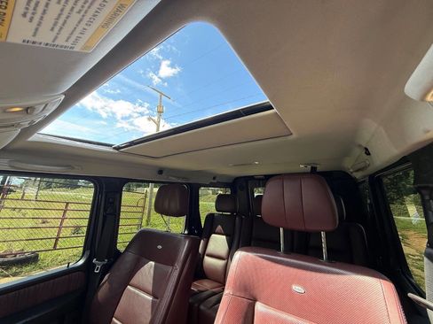 Used 2015 Mercedes-Benz G 550 image 19