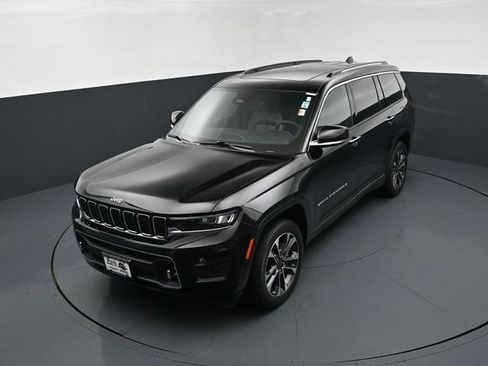 Used 2023 Jeep Grand Cherokee L Overland AWD/4WD image 14