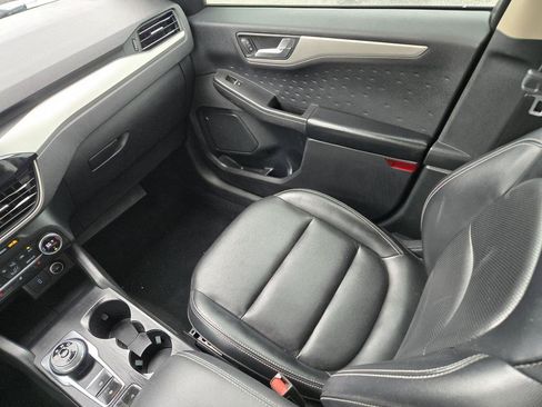 Used 2020 Ford Escape SEL FWD image 19