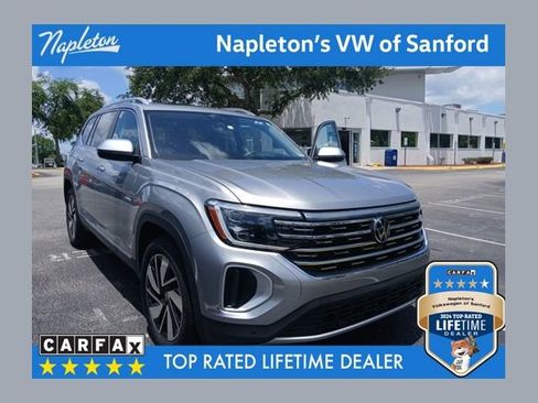 Used 2024 Volkswagen Atlas SEL AWD/4WD image 1