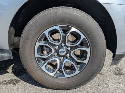 Certified 2024 Ford Expedition Max XLT RWD image 9