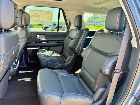 New 2027 Ford Expedition Platinum w/ Driver's Package AWD/4WD image 12