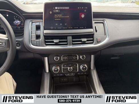 Used 2023 GMC Yukon XL SLT w/ SLT Luxury Package AWD/4WD image 22