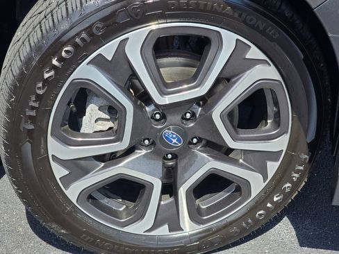 Used 2023 Subaru Ascent Touring AWD/4WD image 10