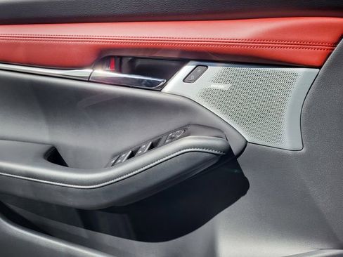 New 2026 MAZDA MAZDA3 Hatchback w/ Appearance Package AWD/4WD image 6
