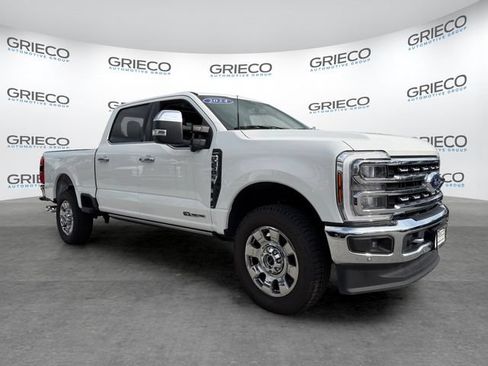 Used 2024 Ford F250 Lariat w/ Lariat Ultimate Package AWD/4WD image 1