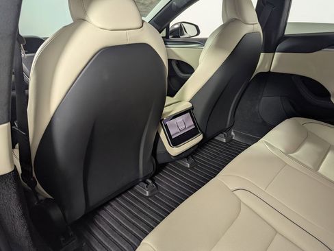 Used 2022 Tesla Model S Plaid image 30
