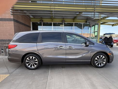 Used 2024 Honda Odyssey EX-L image 9