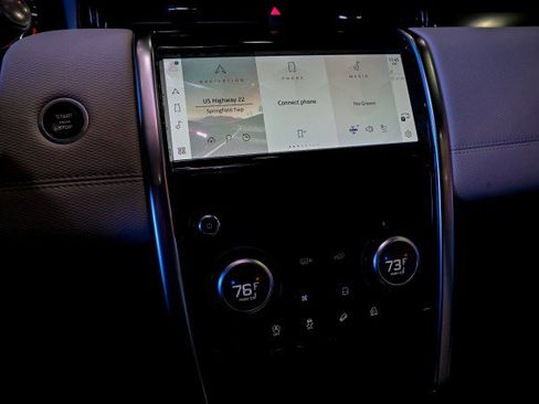 Used 2022 Land Rover Discovery Sport SE R-Dynamic image 41