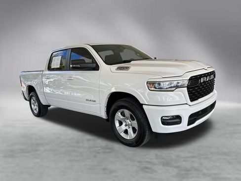 Used 2025 RAM 1500 Big Horn AWD/4WD image 2