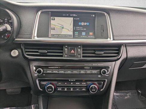 Used 2018 Kia Optima EX w/ Technology Package FWD image 15