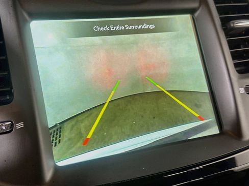 Used 2022 Chrysler 300 S w/ Comfort Group RWD image 10