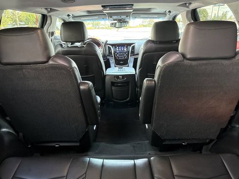 Used 2016 Cadillac Escalade Premium image 8