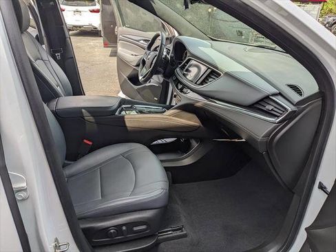 Used 2023 Buick Enclave Essence w/ Experience Buick Package image 17