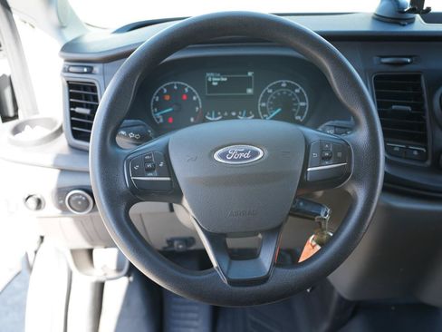 Used 2022 Ford Transit 350 DRW RWD image 12