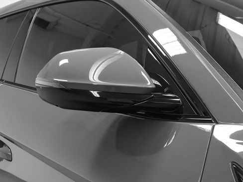 Used 2022 Lamborghini Urus AWD/4WD image 8