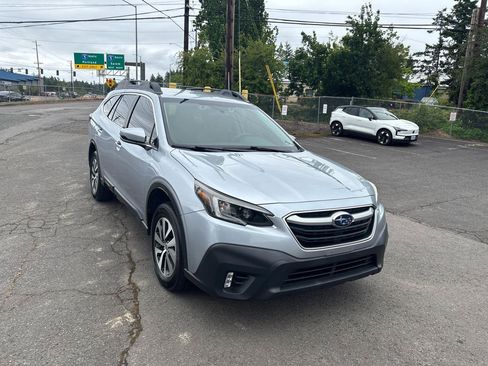 Used 2020 Subaru Outback Premium AWD/4WD image 10