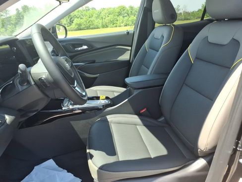 New 2026 Chevrolet Trax ACTIV FWD image 13