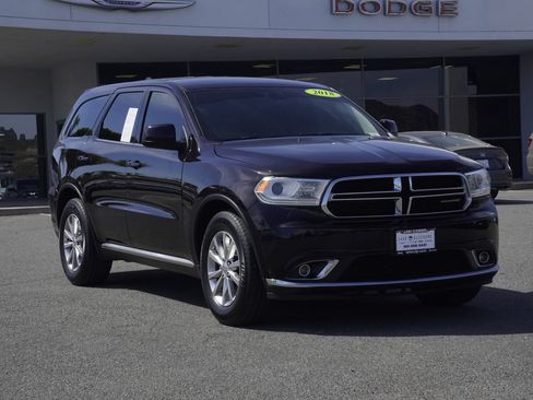 Certified 2018 Dodge Durango SXT RWD image 2