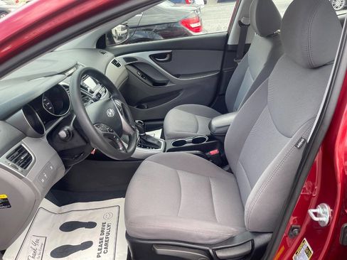 Used 2014 Hyundai Elantra SE w/ Option Group 02 image 10