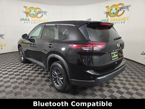 Used 2024 Nissan Rogue S AWD/4WD image 6