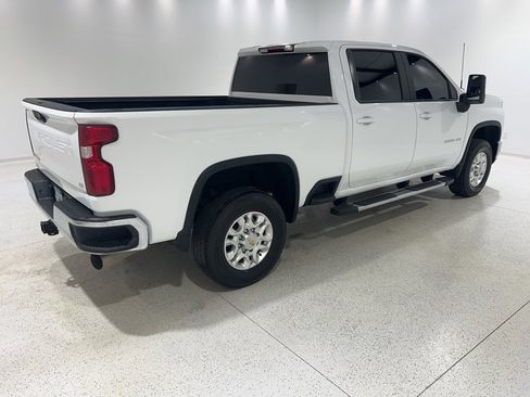 Used 2024 Chevrolet Silverado 2500 LT image 4