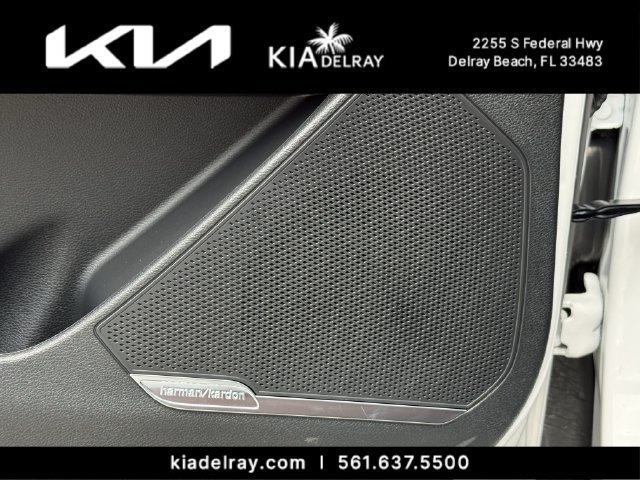 New 2026 Kia Sportage SX FWD image 17