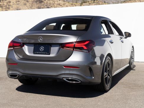 Used 2022 Mercedes-Benz A 220 image 10