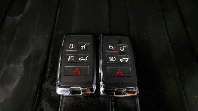 Used 2022 Land Rover Defender 110 X-Dynamic SE AWD/4WD image 83
