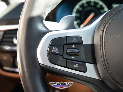 Used 2019 BMW 540i w/ M Sport Package image 24