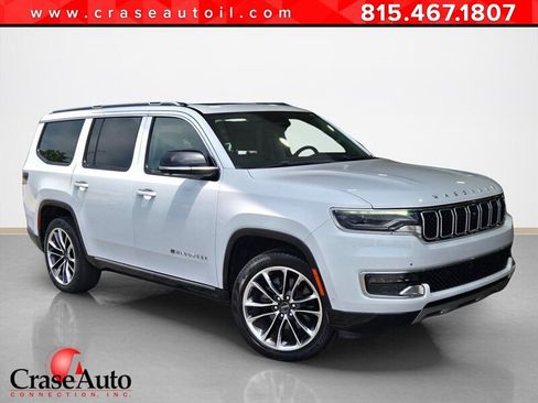 Used 2023 Jeep Wagoneer Series III w/ Premium Group I AWD/4WD image 1