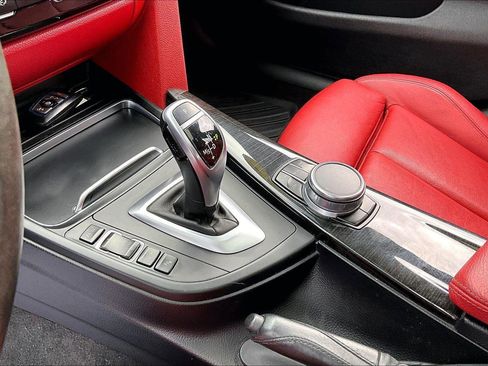 Used 2018 BMW 440i Gran Coupe xDrive image 18